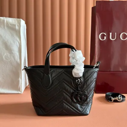 Gucci 26s GG Marmont Tote Bag 17 in Black Calfskin — Gucci Handbags sample