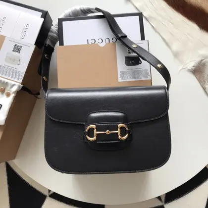 Gucci 1955 Horsebit Like Auth Handbag Black Smooth Leather 25cm — Gucci Handbags sample