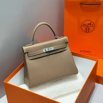 HN 28 in Etoupe Togo Silver Hardware — Hermès Handbags sample