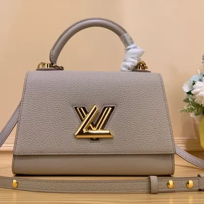 Louis Vuitton LV Twist Handle Like Auth Lock Gold Handbags 17x25x11cm — Louis Vuitton Handbags sample