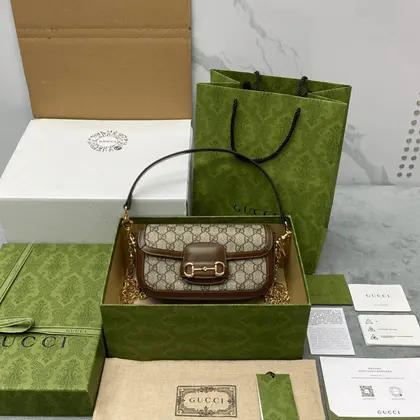 Gucci Horsebit Luxury Handbag with Brand Logo Pattern 23.5cm — Gucci Handbags sample