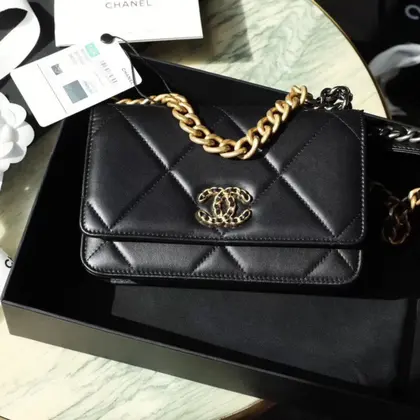 Chanel Woc C19 Handbag Woman’s Lock Gold Black 19cm — Chanel Handbags sample