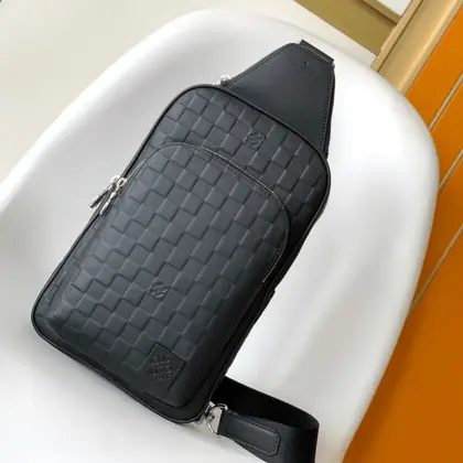 Louis Vuitton LV Avenue Men’s Bag Like Auth Checkerboard Pattern Black 20x31x7cm — Louis Vuitton Handbags sample