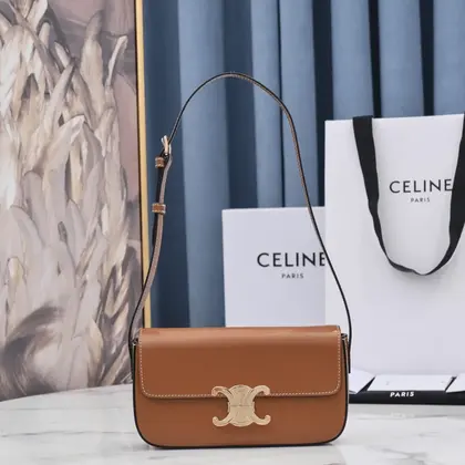 Celine Triomphe Brown Handbag Super Premium Super Smooth Leather 20x12cm — Celine Handbags sample