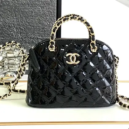 Chanel Alma Mini Shiny Leather Handbags Black Lock Gold 12cm — Chanel Handbags sample