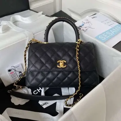 Chanel Coco Handbags Woman’s Lizard Skin Black 24cm — Chanel Handbags sample