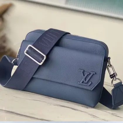 Louis Vuitton LV Fastline Men Handbags Blue 23.5x18x7cm — Louis Vuitton Handbags sample