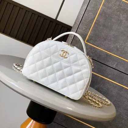 Chanel Matelasse Shoulder Bag — Chanel Handbags sample