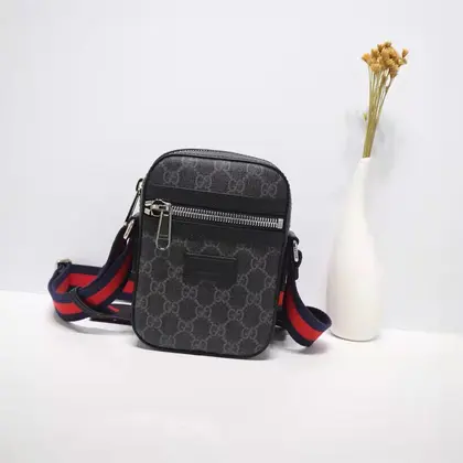 Gucci Ophidia GG messenger bag 547977 black HY66VF54 — Gucci Handbags sample