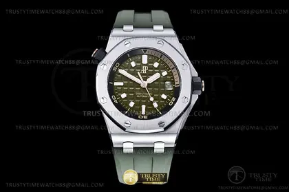 Royal Oak Offshore Diver 15720 SS RU Grn APF A4308 — Audemars Piguet Watches sample