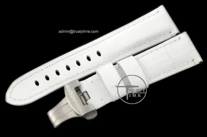 PACC005C – 22 20 Leather Strap (White) with Deployant for Pam 40 — Panerai Watches sample